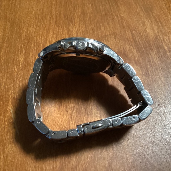 Michael Kors Silver-tone Women’s Watch MK-5165 - Picture 4 of 15